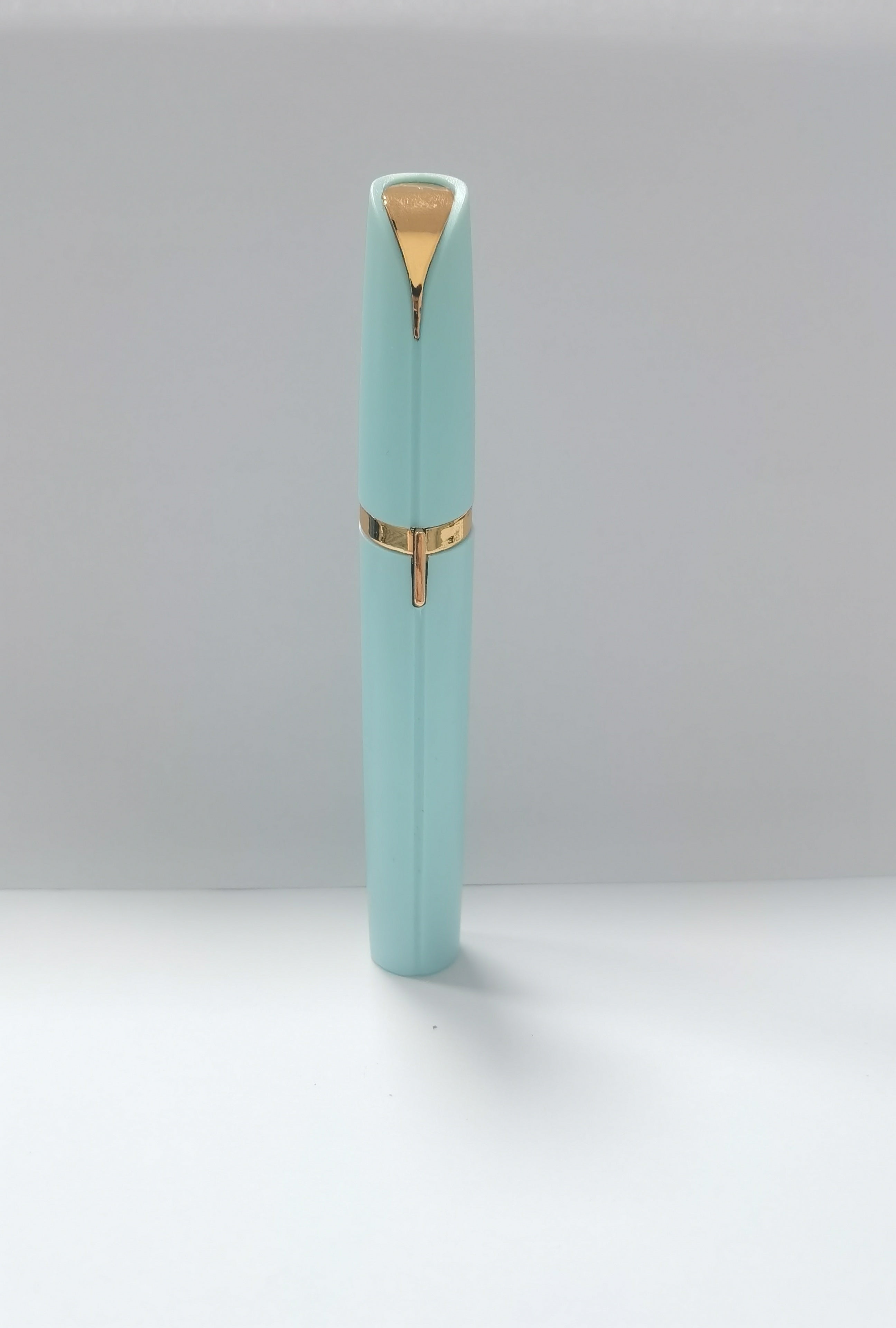 Electric Eyebrow Shaver with LED Light | Gentle Precision Trimmer for Face & Brows