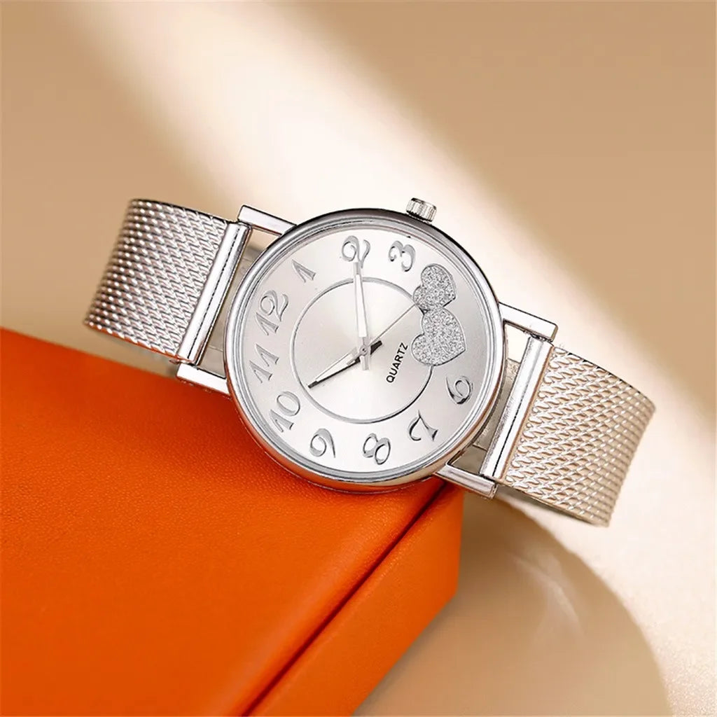 Luxury Peach Heart Women’s Quartz Watch | Elegant Ceramic-Style Bracelet Timepiece